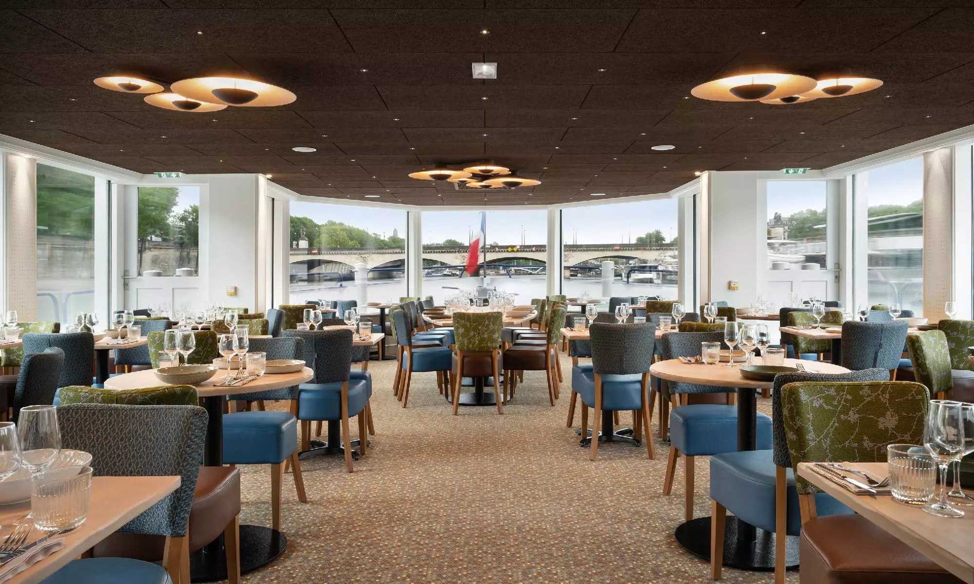 Dîner-croisière ou brunch dominical à bord du Capitaine Fracasse