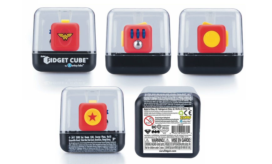 Image 17: Marvel fidget cube