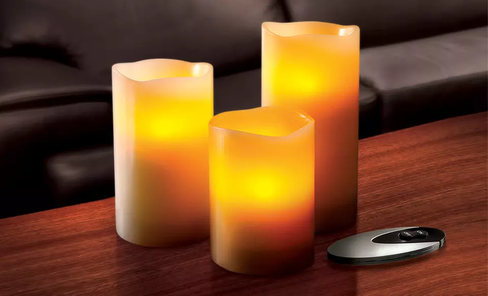 Sarah Peyton 3-Piece Flameless Candle Set with Remote - Primary Image