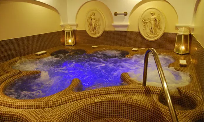 Lago di Garda: soggiorno con colazione o mezza pensione e Spa