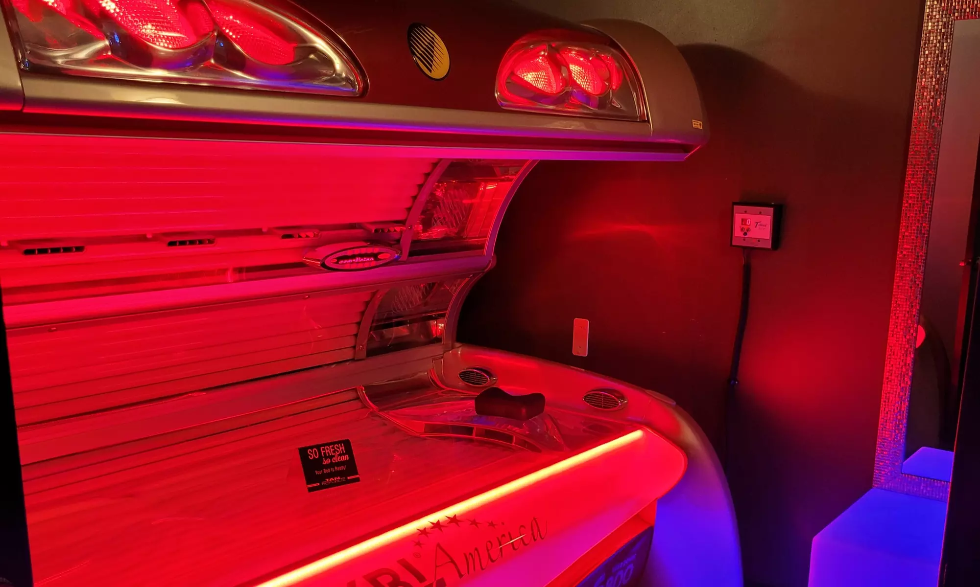 Experience one month of unlimited red light sessions at Tan Republic - Bend North with up to 76% off - Second Medium