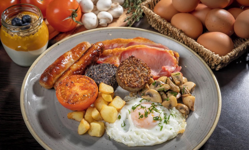 Image 24: Cambridgeshire: Deluxe Double Room or Executive King Room w/ Breakfast