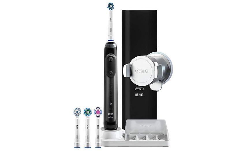 Image 2: Oral-B Genius 9000 Electric Toothbrush