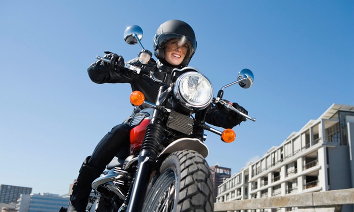 Jusqu'à 48% de remise sur Conduite / Formation à la conduite - Moto chez Auto école Minimes Chaussas