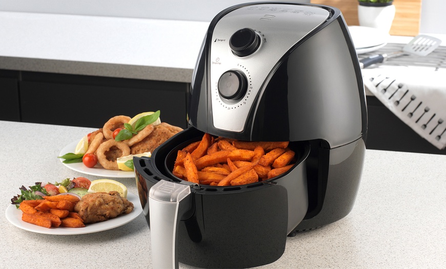 Image 1: Salter Healthy Cooking Air Fryer