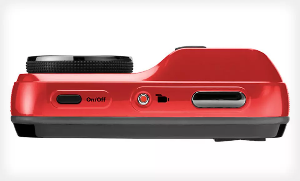 $85 for a Kodak Easyshare Sport Digital Waterproof Camera ($149.99 List Price). Free Shipping and Free Returns. - Second Medium