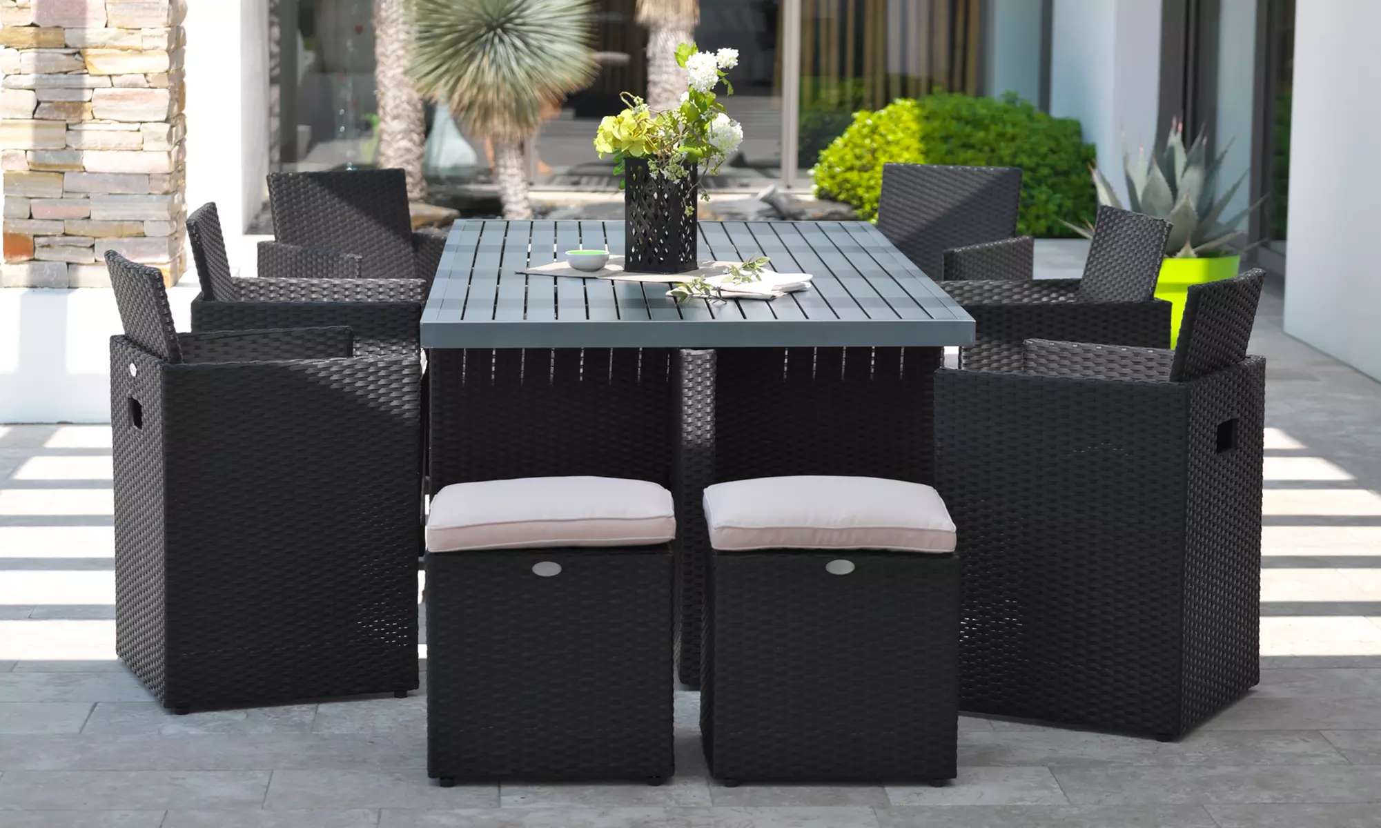 Salon de jardin encastrable 10 places résine tressée plateau aluminium,housse de protection en option, livraison offerte - Primary Image