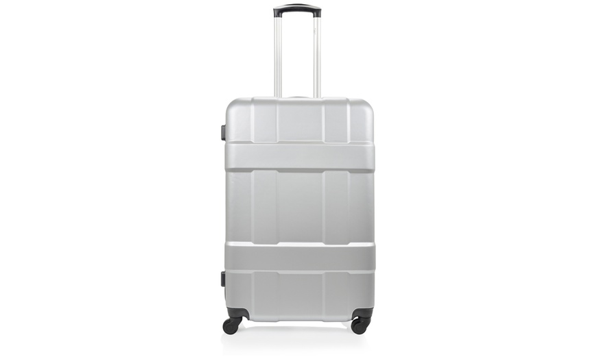 Image 7: Three-Piece Luggage Set