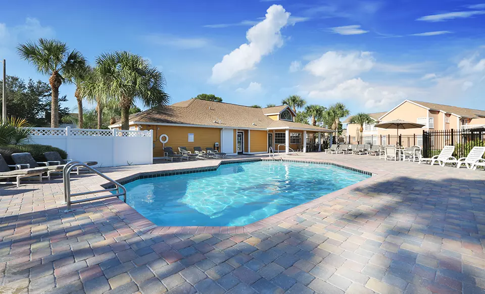 Stay at Florida Deluxe Villas in Greater Orlando, FL. Dates into June. - Primary Image