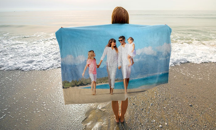 Image 1: Personalised Towel