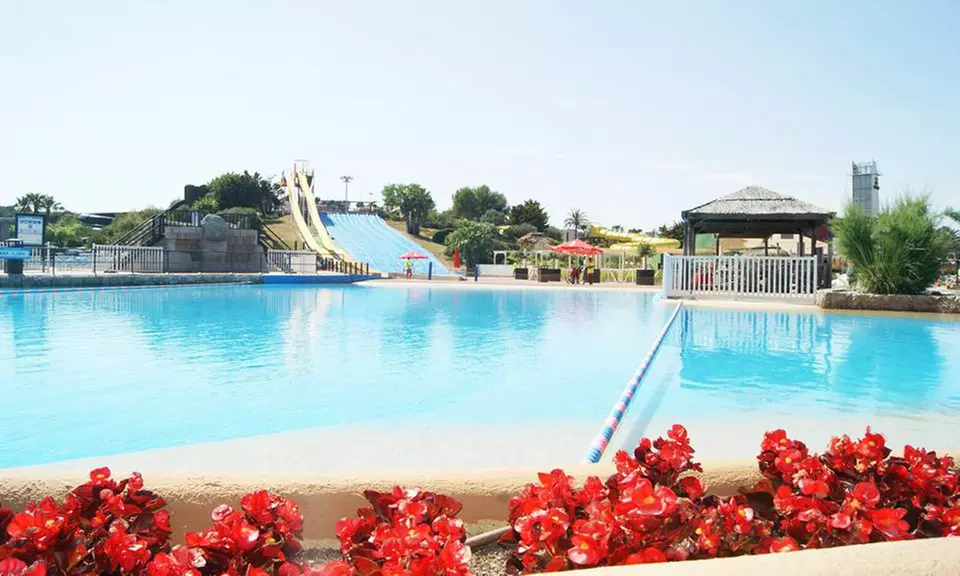 Aquópolis Costa Daurada: entrada de 1 día para un júnior o un adulto