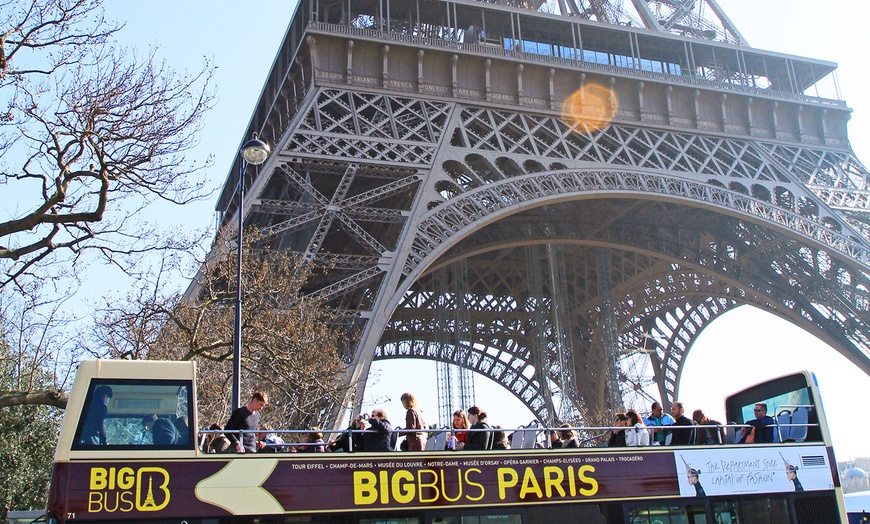 Image 4: Paris Bus Tour for 2 or 3 days of your choice