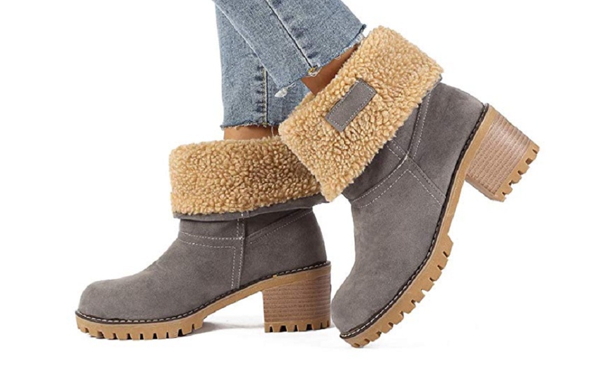 Image 19: Women's Thermal Ankle Boots