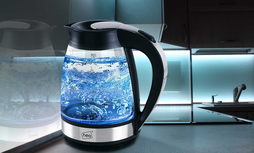 Image 3: NEO Cordless Illuminated Glass Kettle