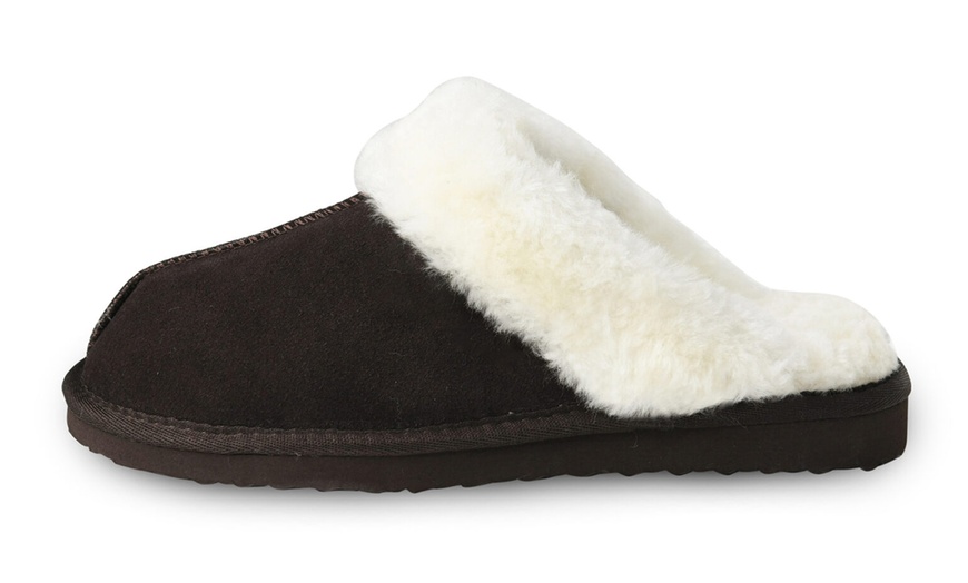 Image 6: Snow Paw Women’s Sheepskin Slippers