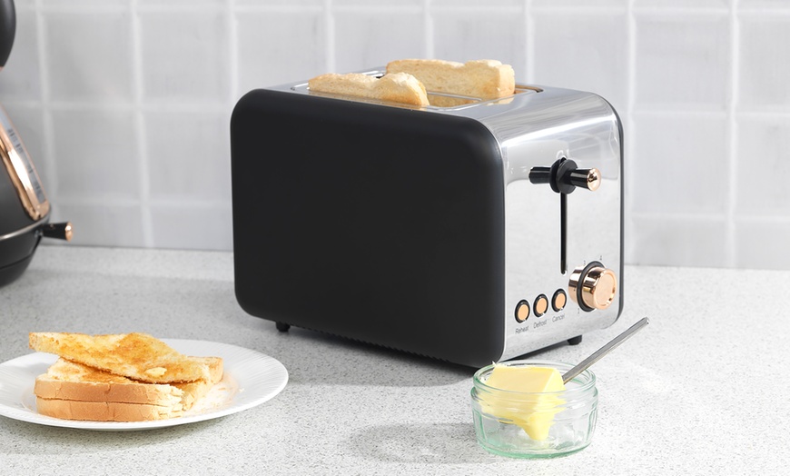 Image 4: Salter Kettle and Toaster Set