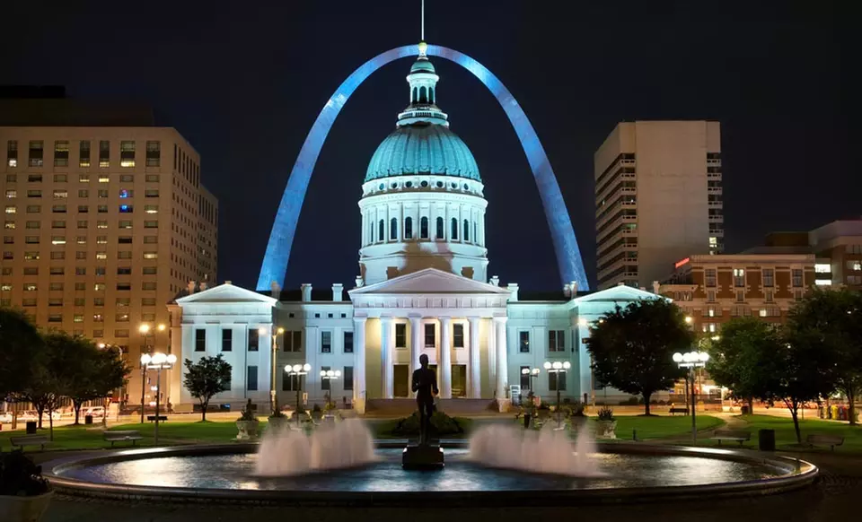Stay at Ramada Plaza Hotel St. Louis - Second Medium