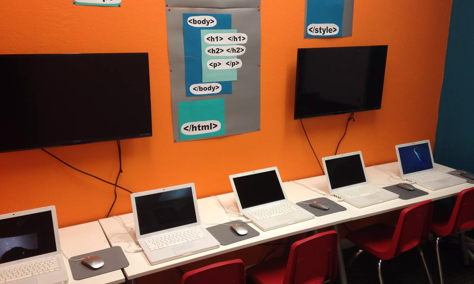 One-Hour Computer Class at Hackingtons Code School for Kids (50% Off) - Primary Image