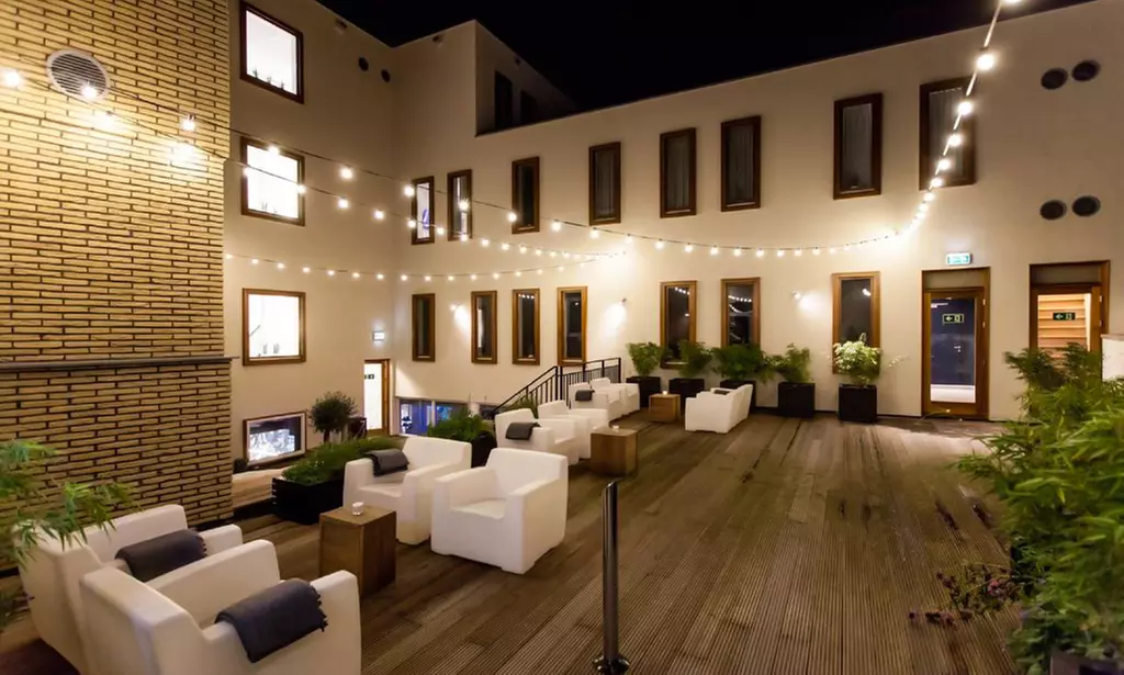 Maastricht: Doppel- oder Vierbettzimmer mit Frühstück