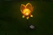 Lampe solaire GloBrite pour extérieur modèle fleur - Image 5