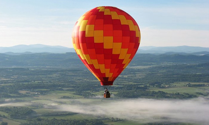 hot air balloon ride and picnic