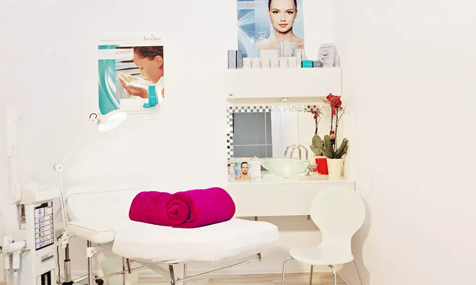 8-etapowa pielęgnacja skóry twarzy od 59,99 zł w Instytucie Piękna Woronicza - Second Medium