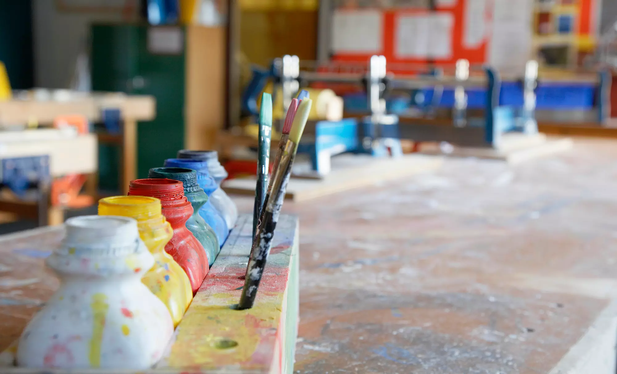 Join Sophie's Skills Art Studio for up to 45% off on 1-3 week creative art classes - Primary Image