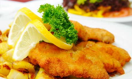 Menu di carne di 3 portate con vino per 2 o 4 persone da Fuori Le Mura (sconto fino a 69%)