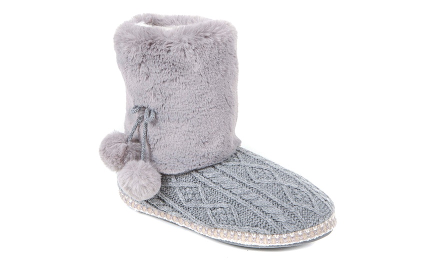 Image 4: Women's Pom Pom Boot Slippers