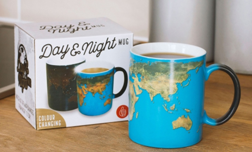 Image 2: Day and Night Mug