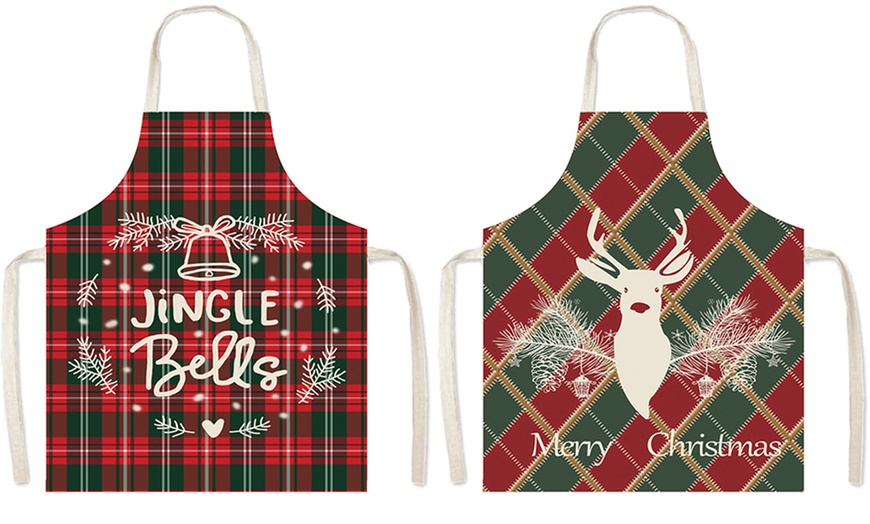 Image 7: Up to Three Christmas Dinner Festive Cooking Aprons