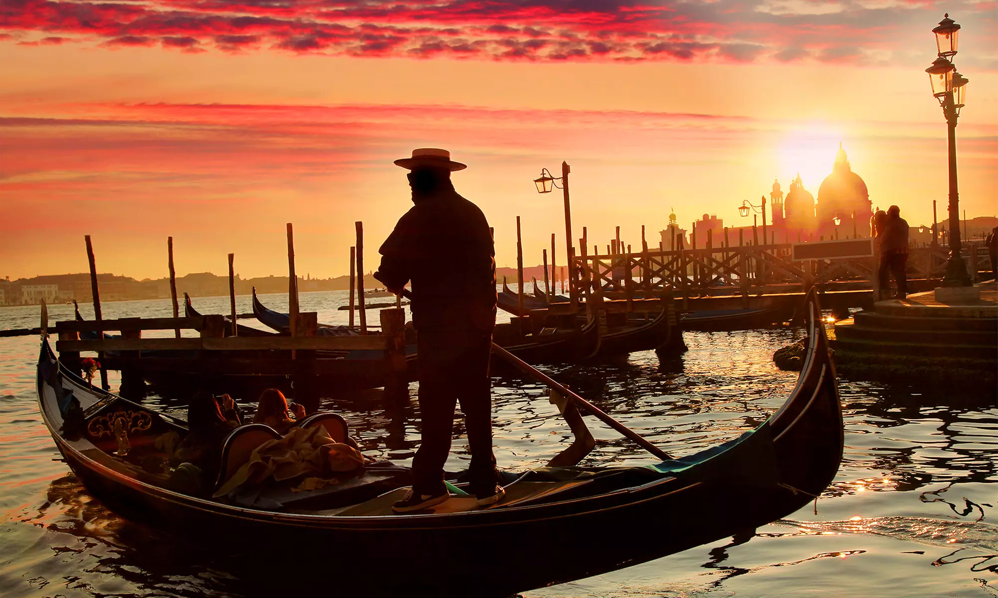 ✈ 8-Day Rome, Florence & Venice Vacation with Air