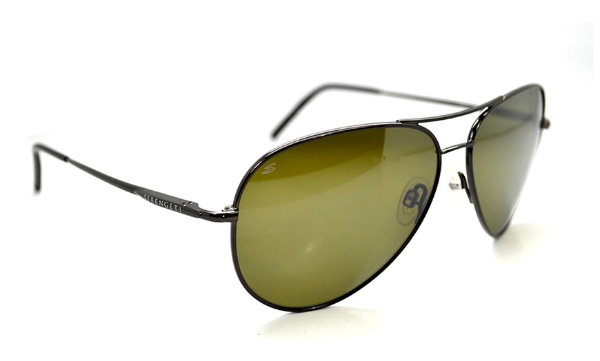 Image 10: Men's Serengeti Sunglasses