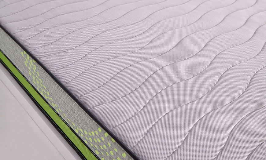 Image 5: Thermosensitive Gel Memory Foam 27cm Mattress