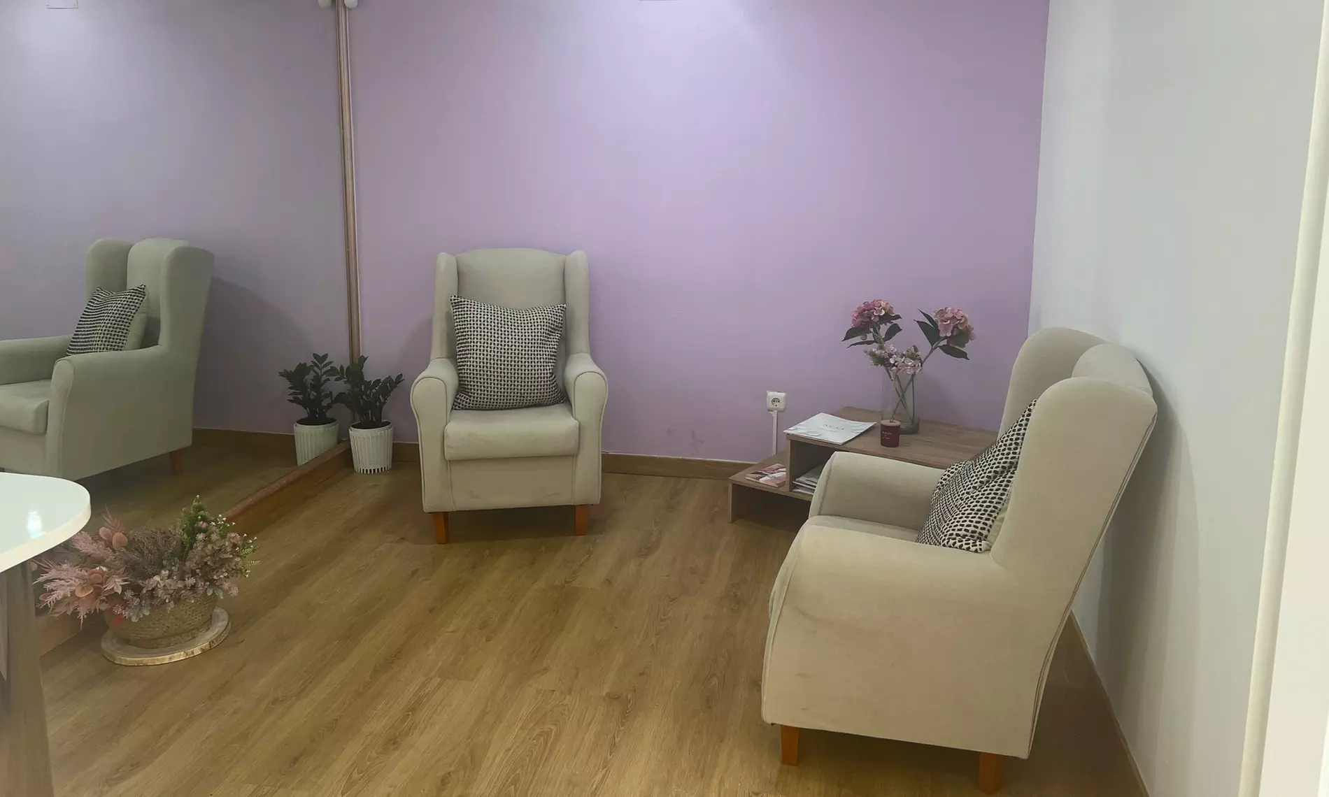 Combo reductor con cavitación, presoterapia y masaje drenante