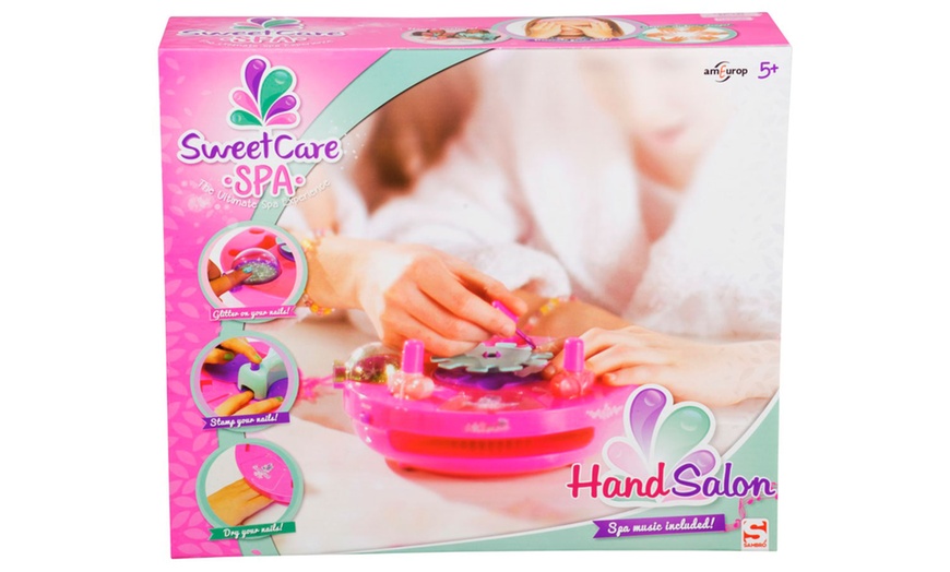 Image 2: Hand Salon and Foot Spa Toys