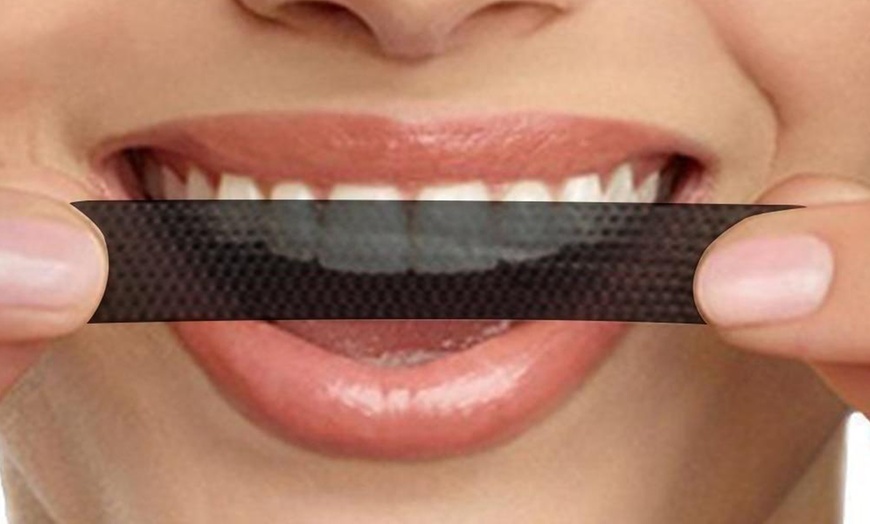 Image 2: Charcoal Teeth Whitening Strips