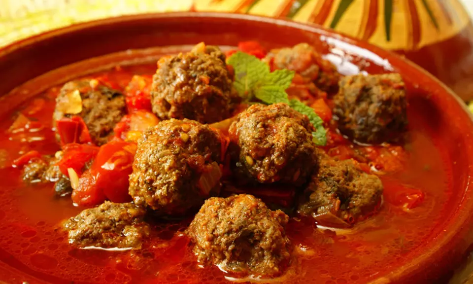 Sandwich tacos ou plat traditionnel maghrébin avec thé ou café offert au Tacos des amis Grenoble (38% de remise) - Primary Image