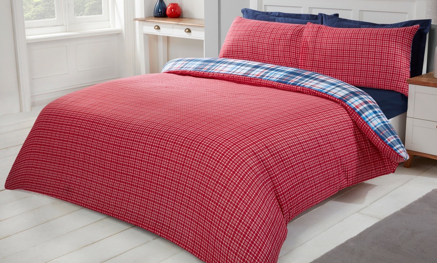 Image 3: Check Reversible Duvet Set 
