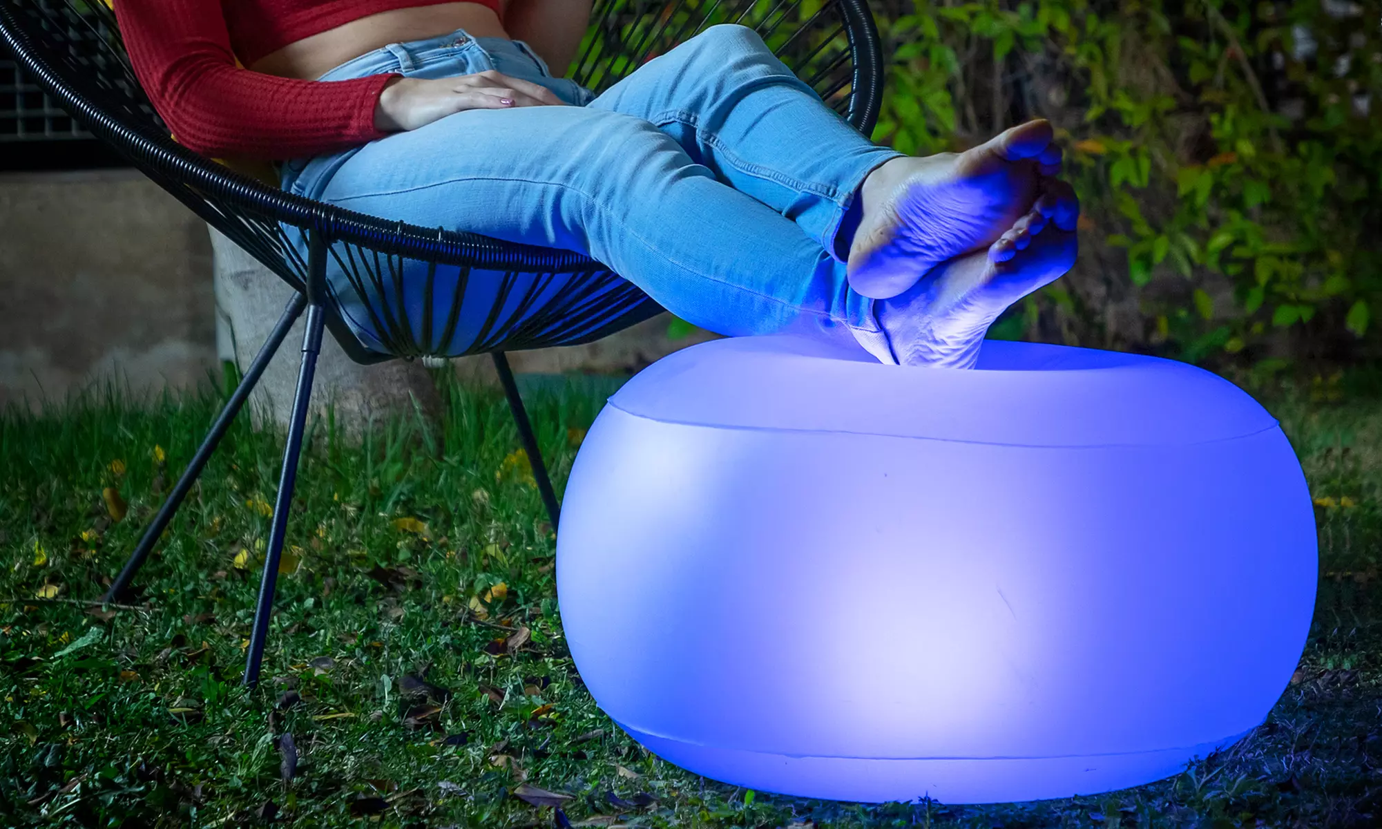 InnovaGoods aufblasbarer Sitzsack mit LED-Beleuchtung