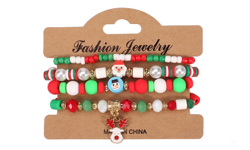 Image 5: Christmas Bracelet Stud Earrings Set