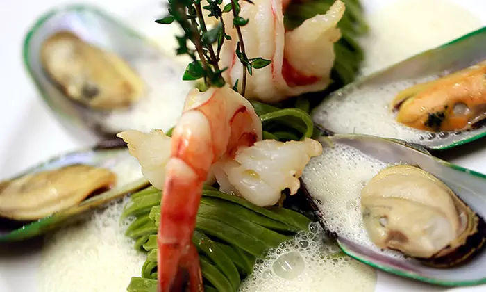 The Rock Christmas Dinner Show: Ticket vom 05.- 07.12.2025 in Espenau und Rinteln (bis zu 22% sparen) - Image 6