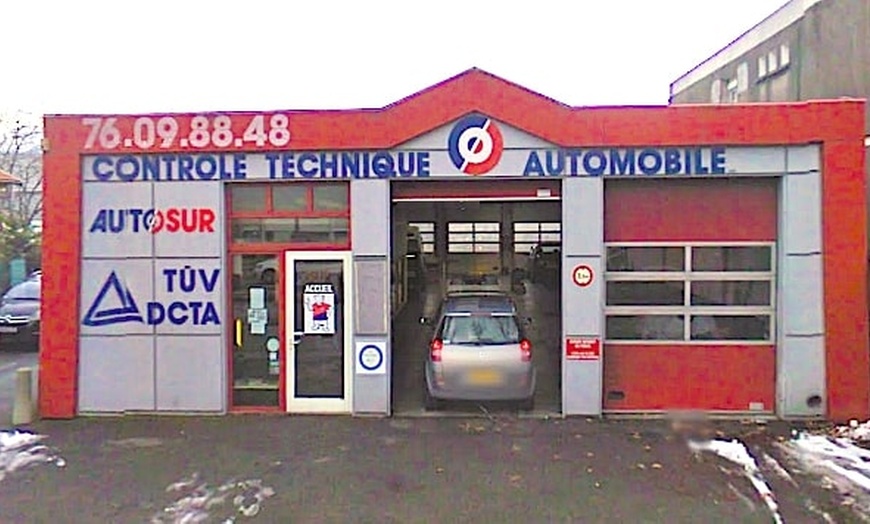 Image 2: Entretien automobile avec Autosur TÜV DCTA Grenoble