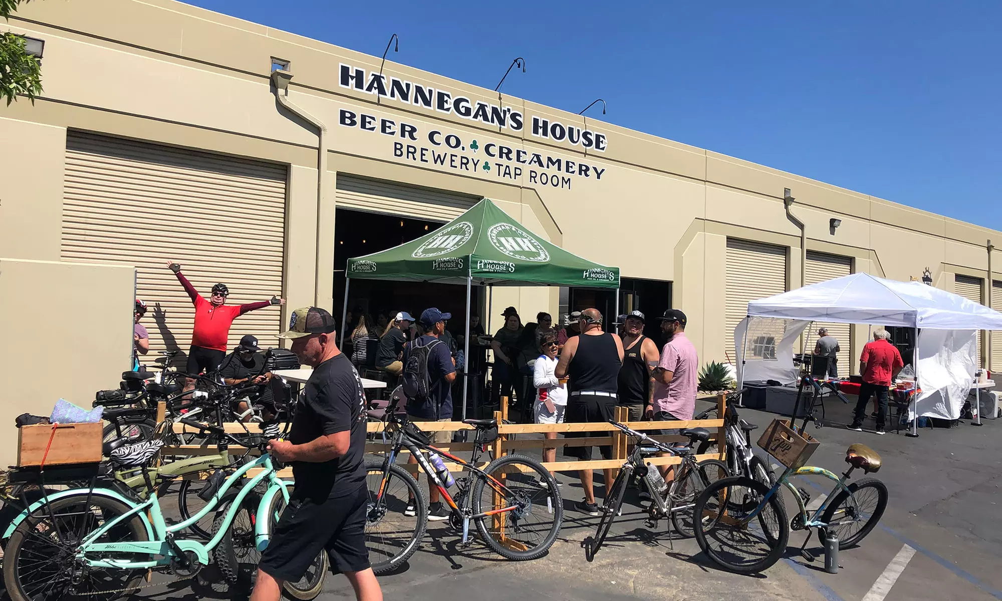 Enjoy Hannegans House Beer And Creamery's unique craft beer and ice cream pairing options with up to 42% off. - Second Medium