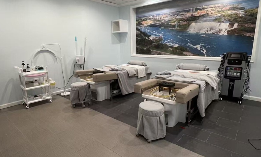Image 2: Ultimate Head Spa Journey: Detox, Calm & Glow at Rainbow Beauty Spa