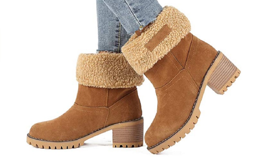 Image 11: Women's Thermal Ankle Boots