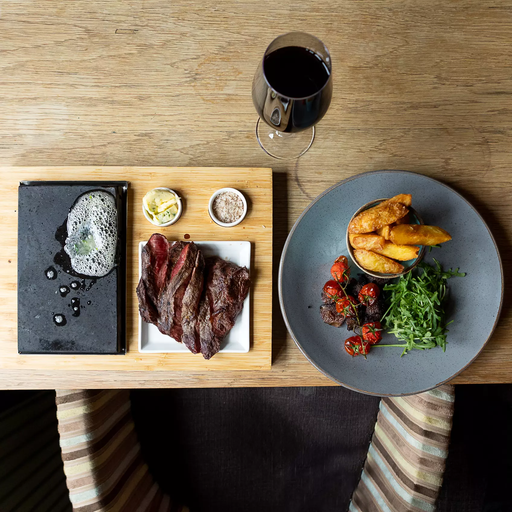 Up to 36% Off on Restaurant Speciality - Steak The Hunters Inn Romsey - Primary Image