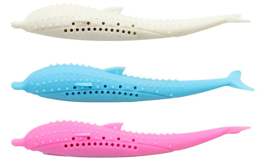 Image 2: Silicone Toothbrush Toy for Cats