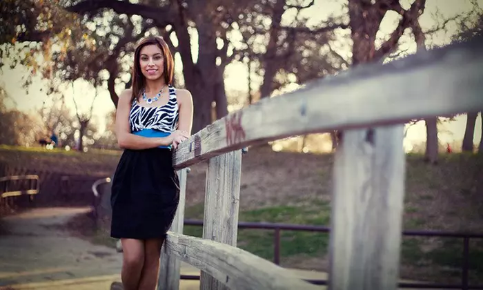 60- or 30-Minute Outdoor Photo Shoot at Yani deSousa Photography (Up to 56% Off) - Primary Image