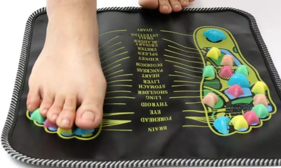 1 ou 2 tapis de massage pour pieds de réflexologie - Primary Image